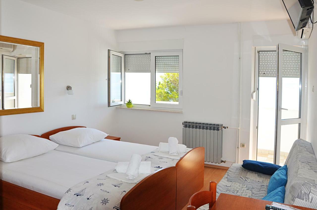 Sunrise Apartments And Studio Apartments 1 Lokva Rogoznica Esterno foto